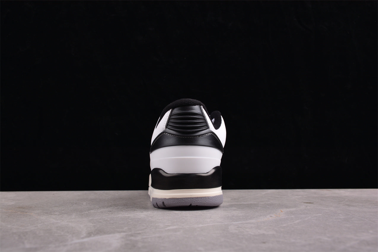 Air Jordan 2/3 White Black