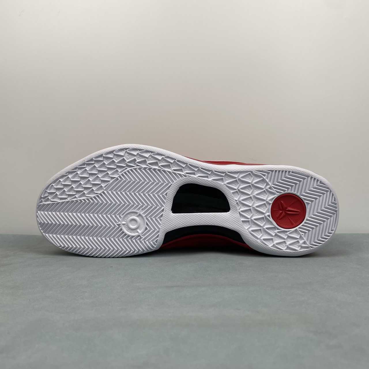 Nike Kobe VIII HF9550