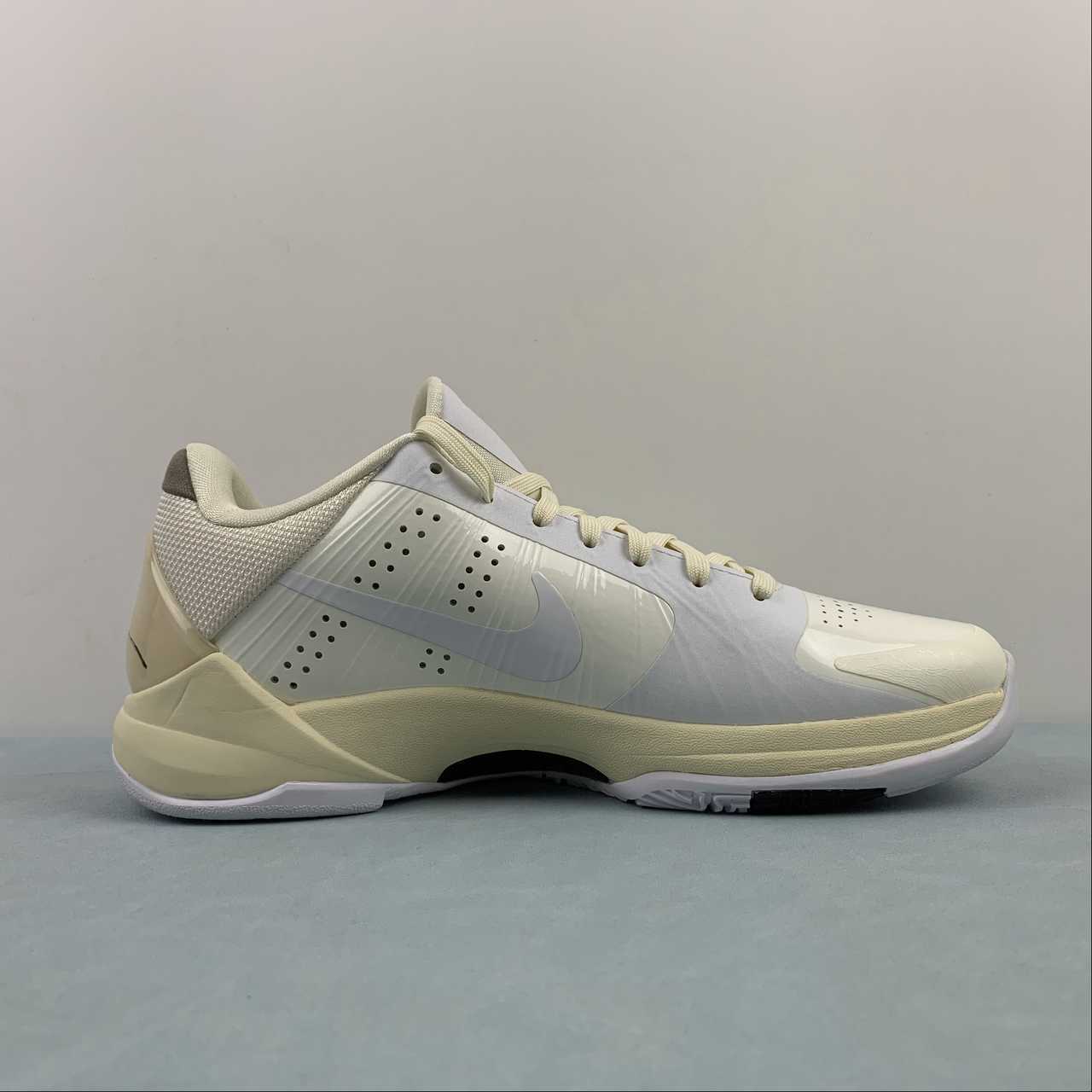 Nike Kobe DB4796