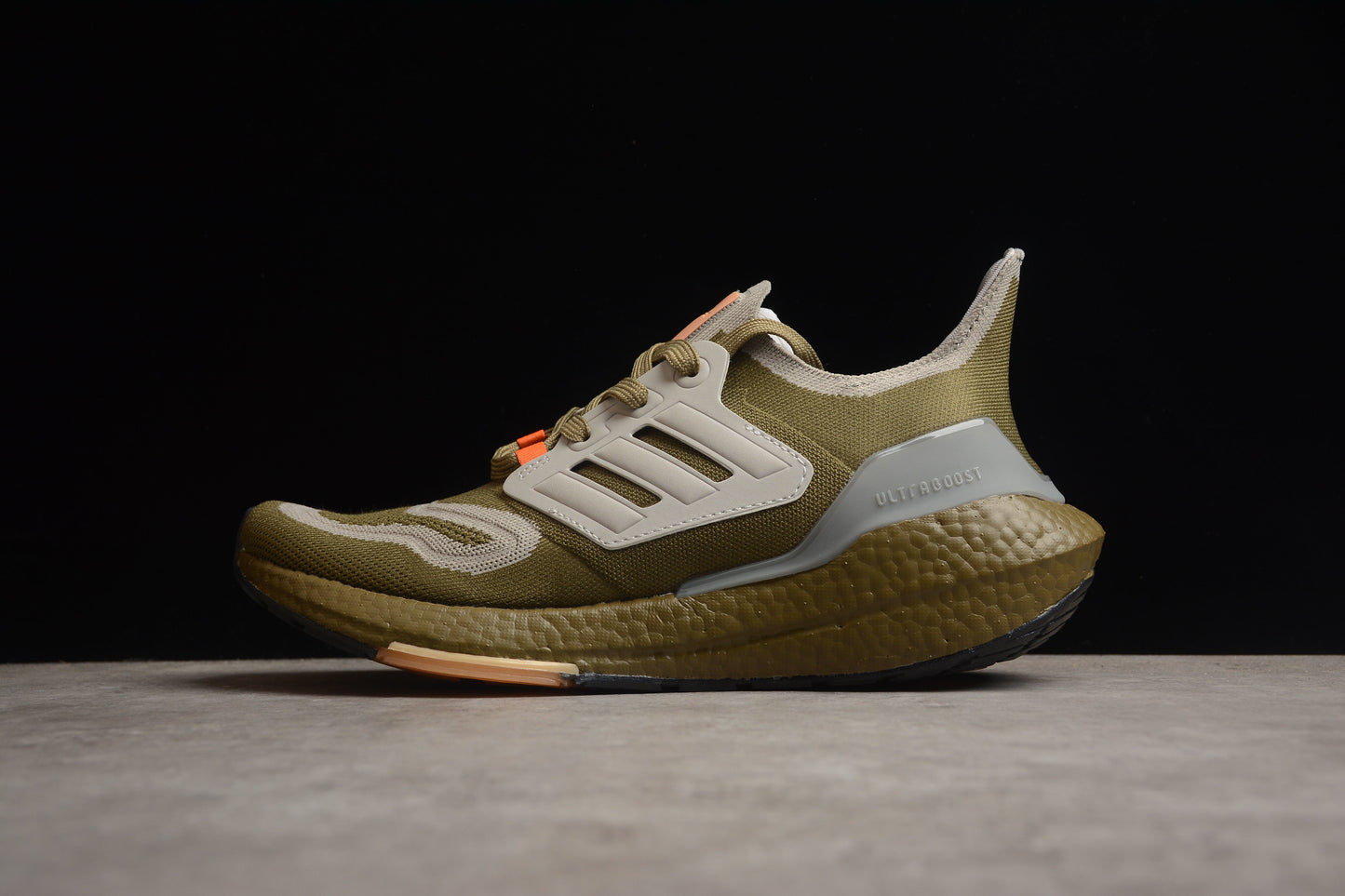 Adidas ULTRA BOOST 22 GX9140