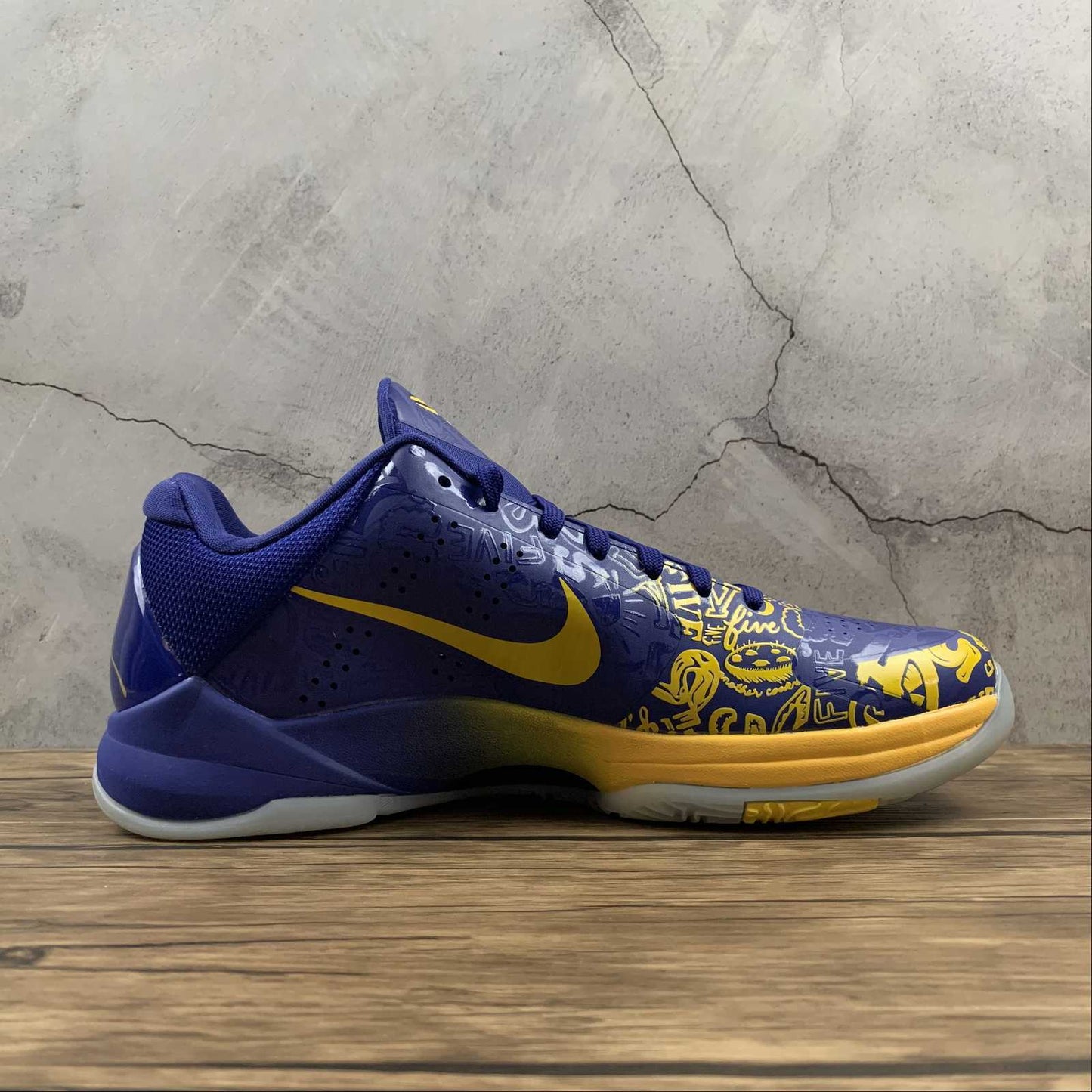 Kobe PROTRO CD4991-400