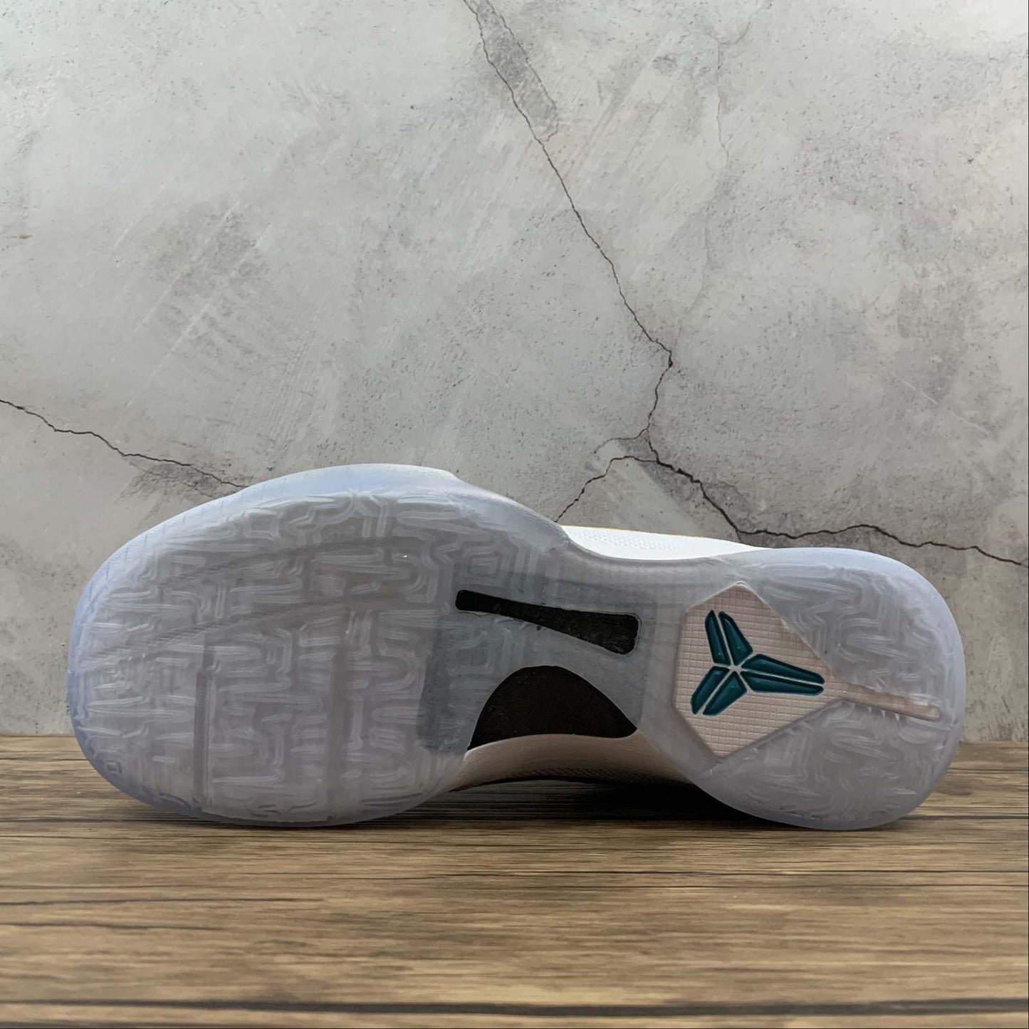 Nike Zoom Kobe 4 PROTRO