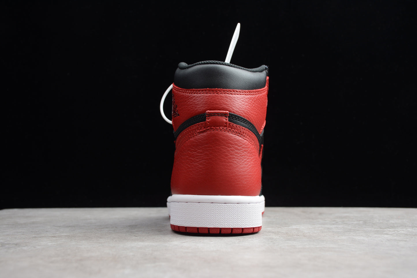 Air Jordan 1 Retro High OG (R40 CJ Premium Version)