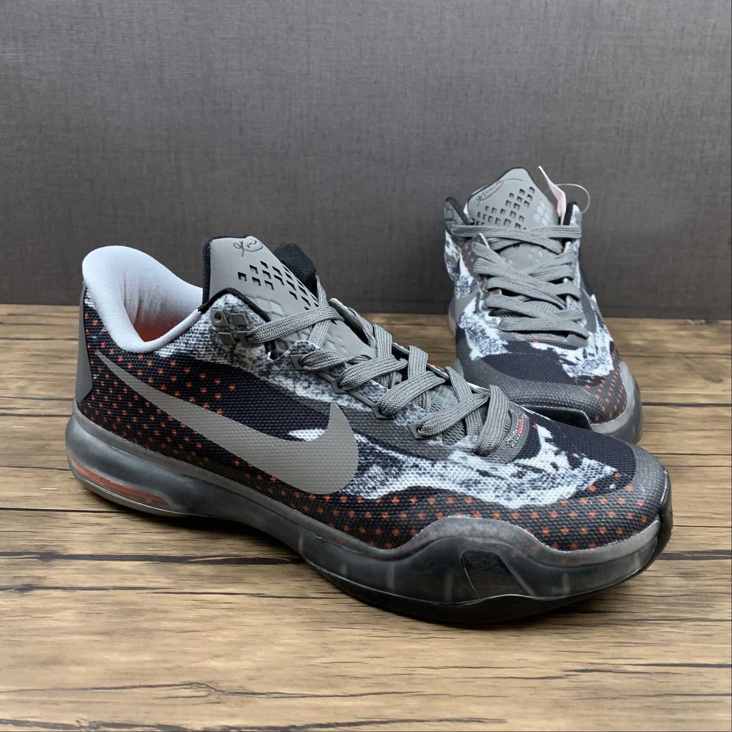 Kobe PROTRO 705317-001