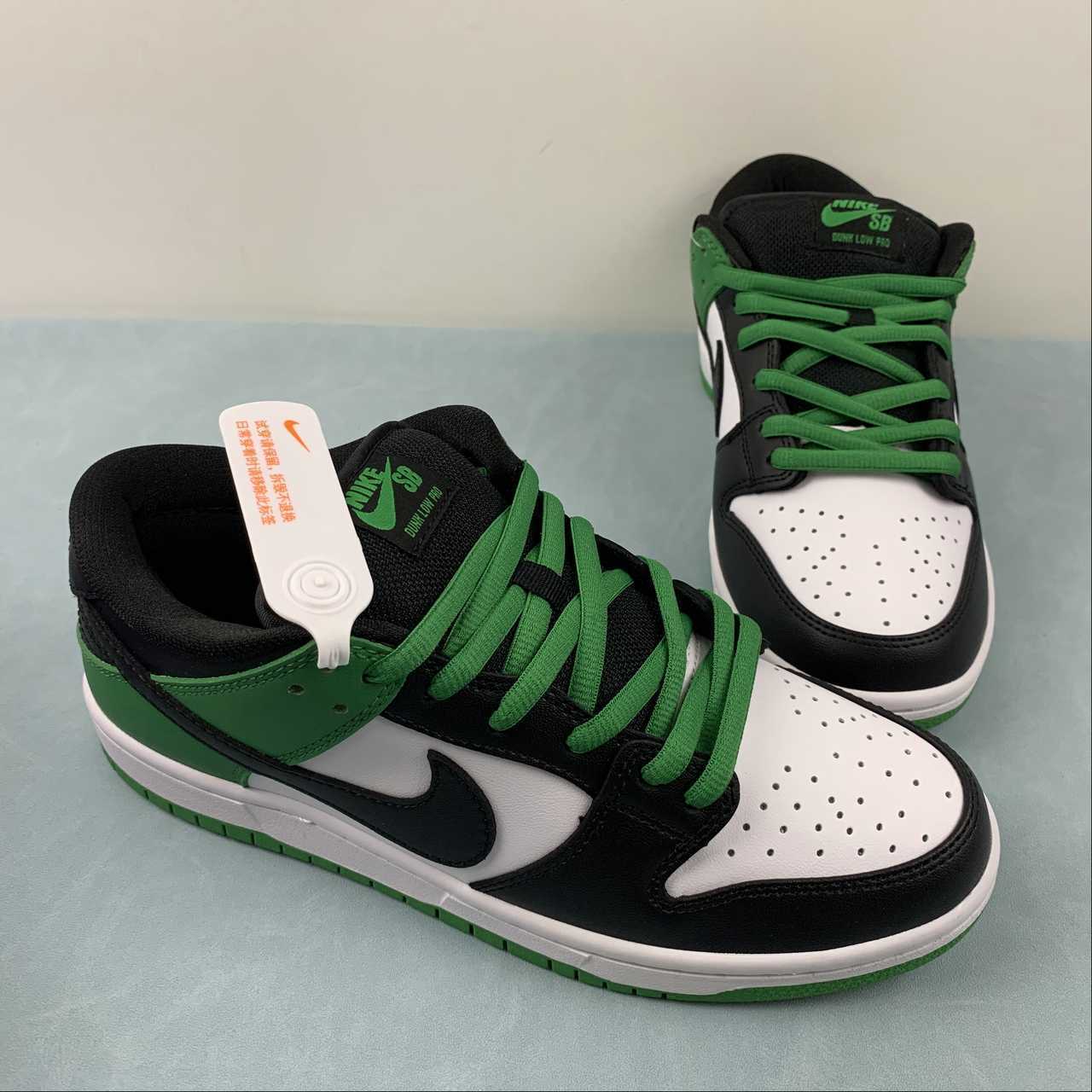 Nike Nike SB Dunk Low Shoes BQ6817-302