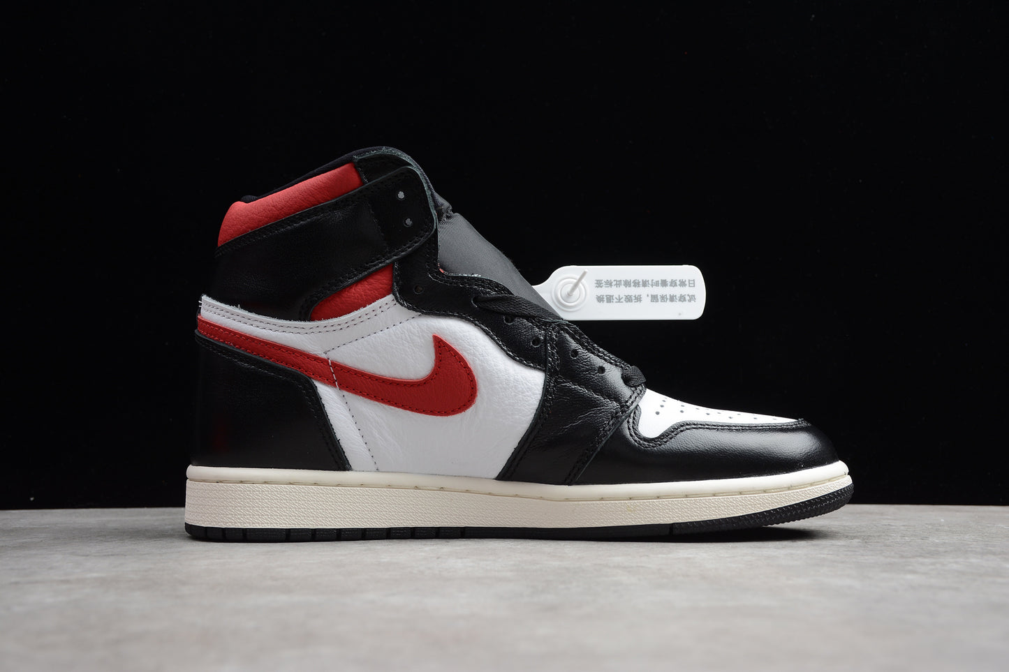 Air Jordan 1 Retro High OG (R40 CJ Premium Version)