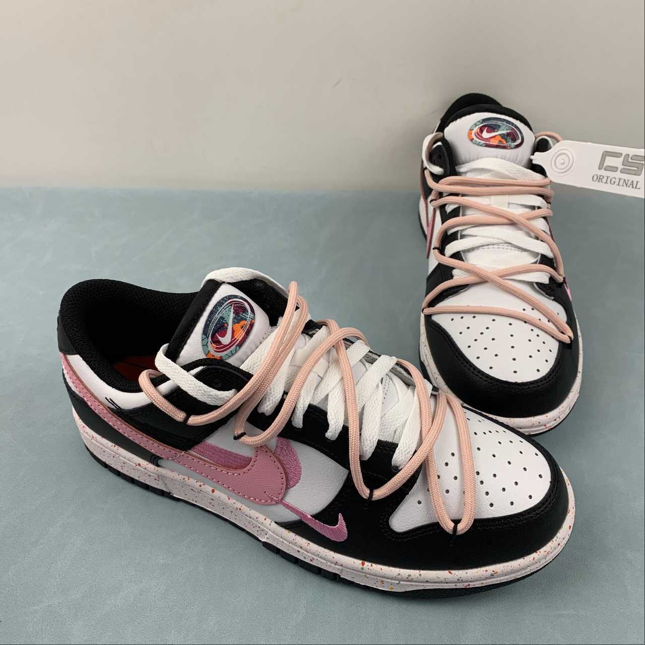 Nike Nike SB Dunk Low Shoes FD4623-140