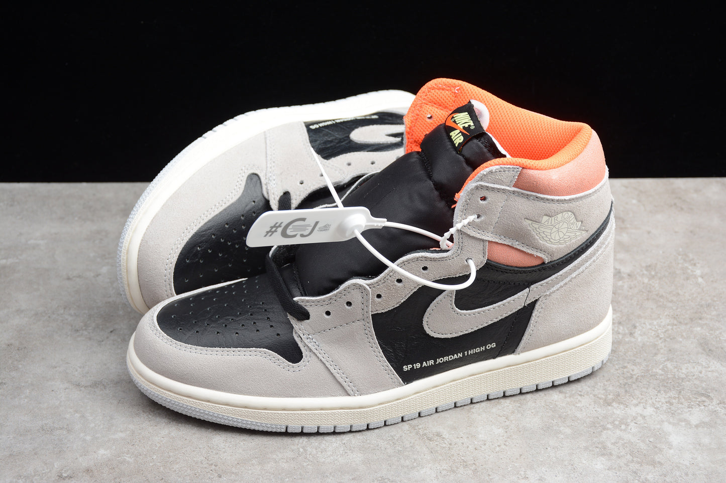 Air Jordan 1 Retro High OG (R40 CJ Premium Version