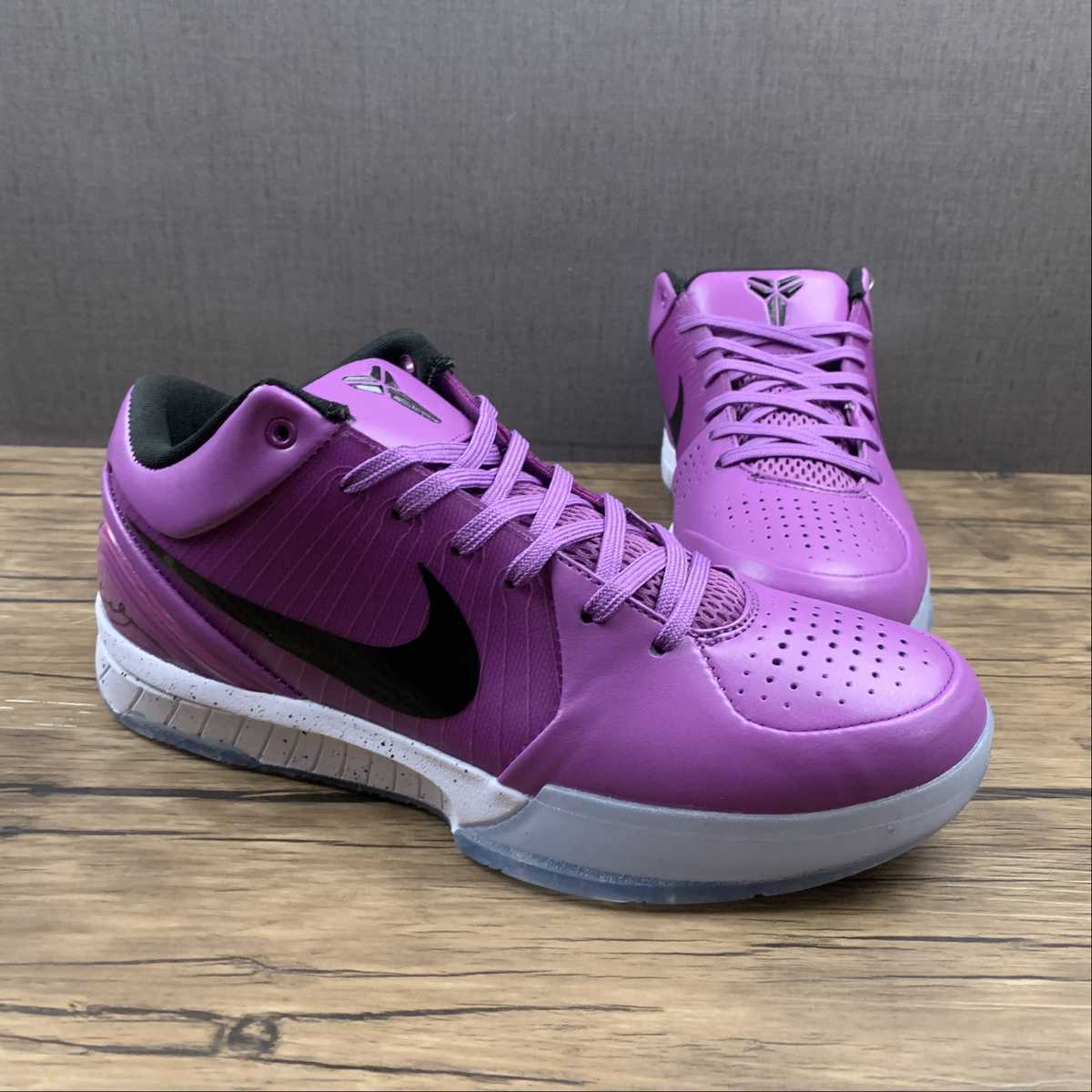 Kobe CQ3869-500