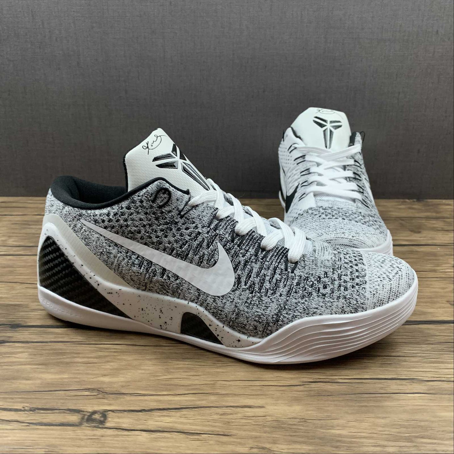 Kobe PROTRO 653456-101