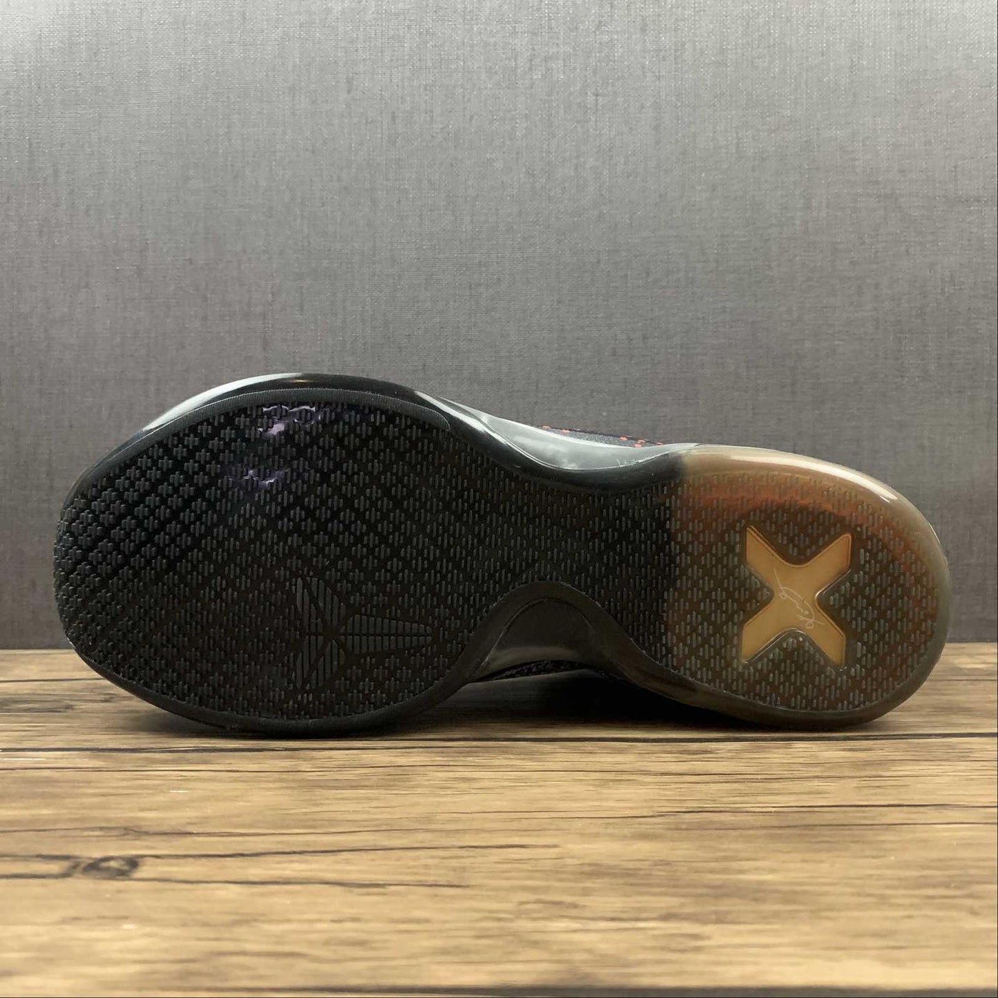 Kobe PROTRO 705317-001