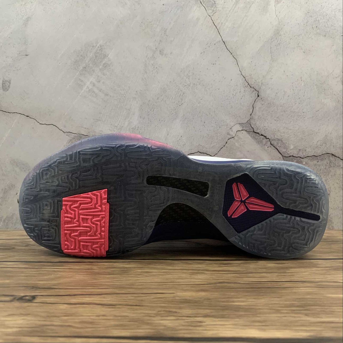 Kobe PROTRO CW2210-100