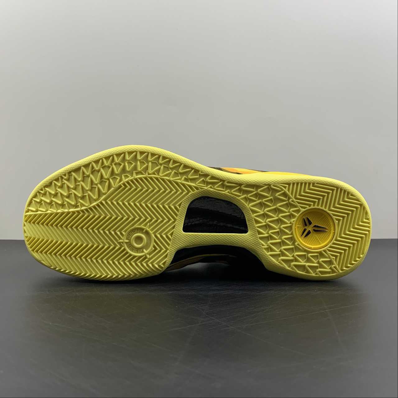 Nike Kobe shoes 555286