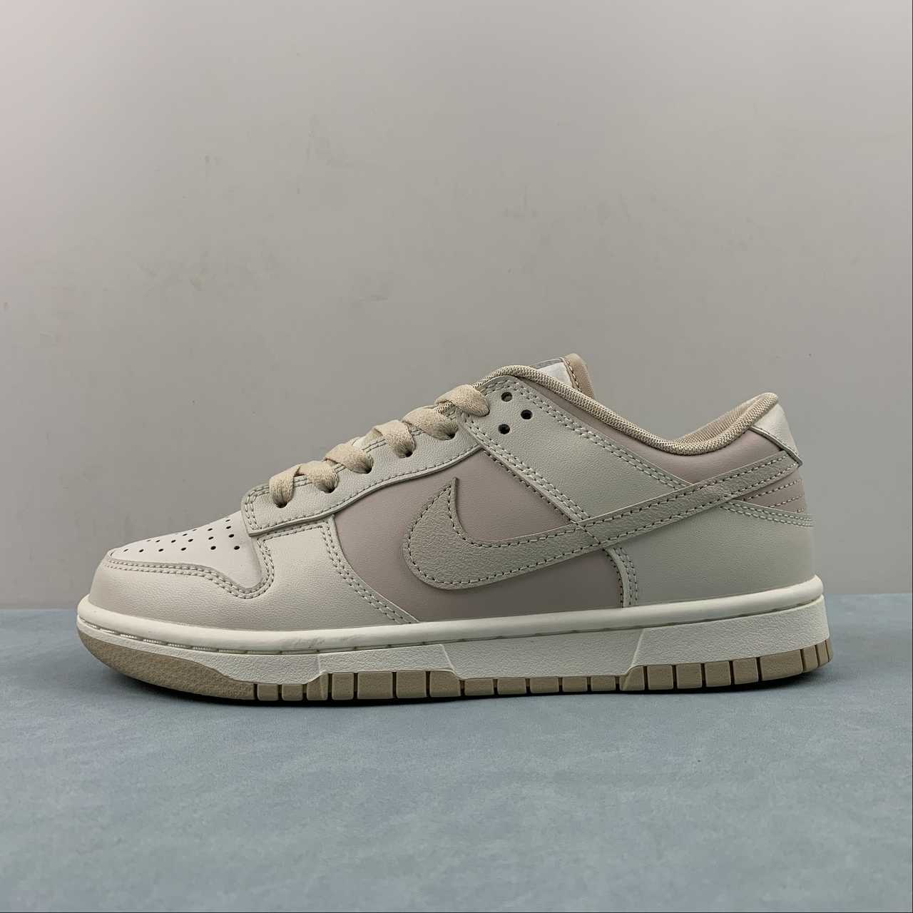 Nike Nike SB Dunk Low Shoes DX5930-001