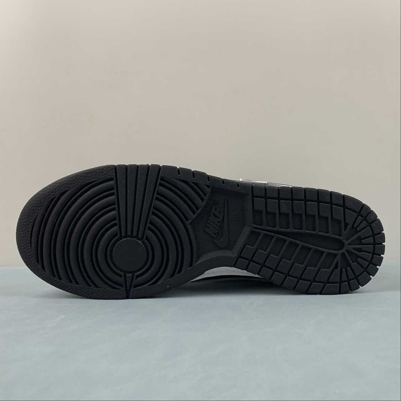 Nike Nike SB Dunk Low Shoes FD4623-139