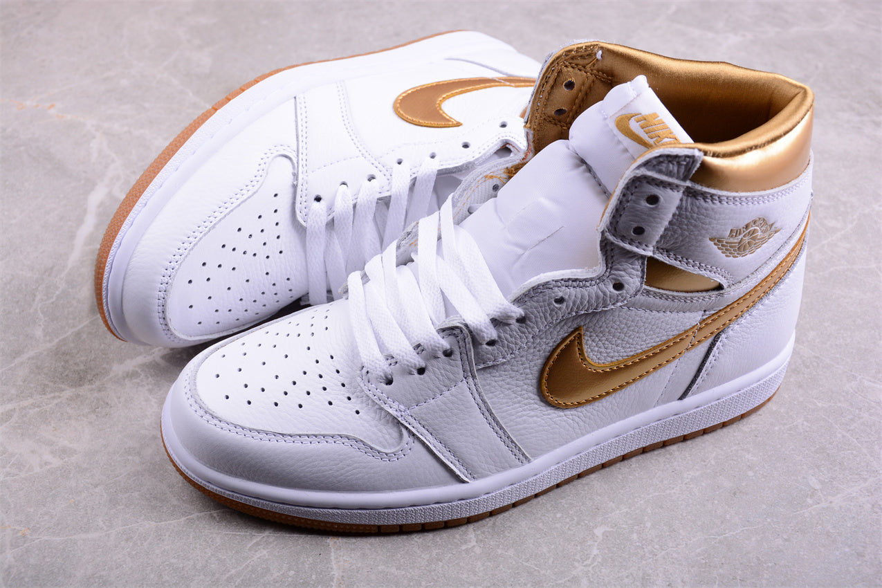 Air Jordan 1 High OG "Metallic Gold" AJ1