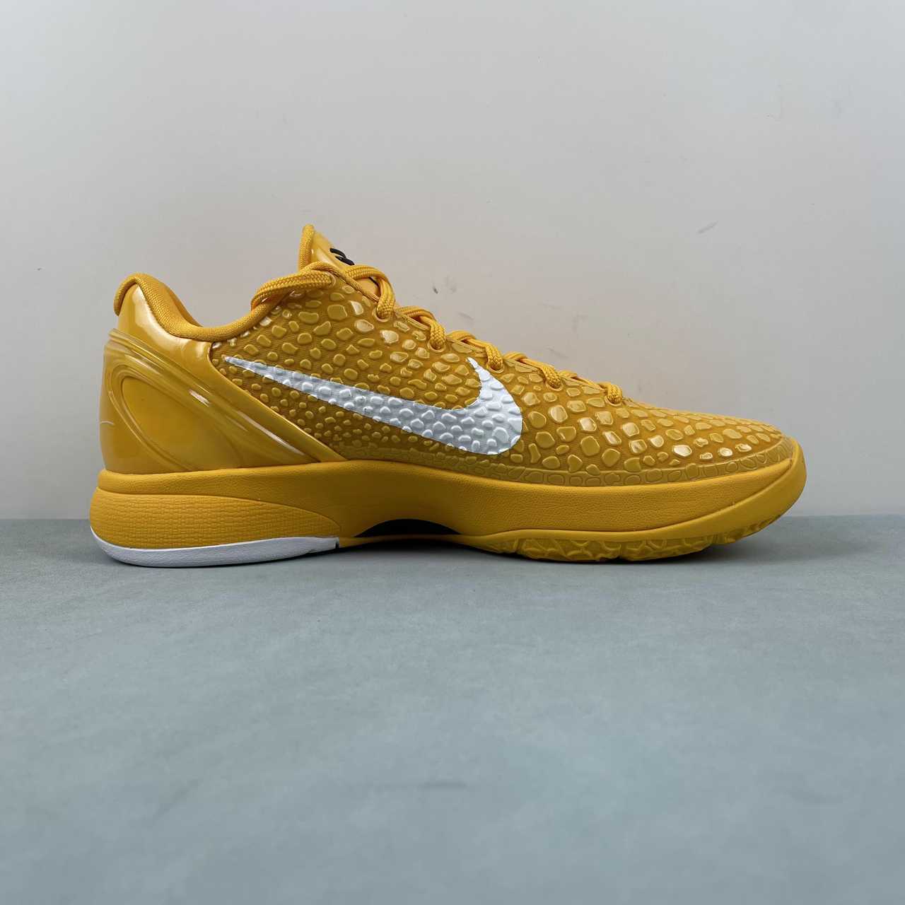 Nike Kobe CW2190