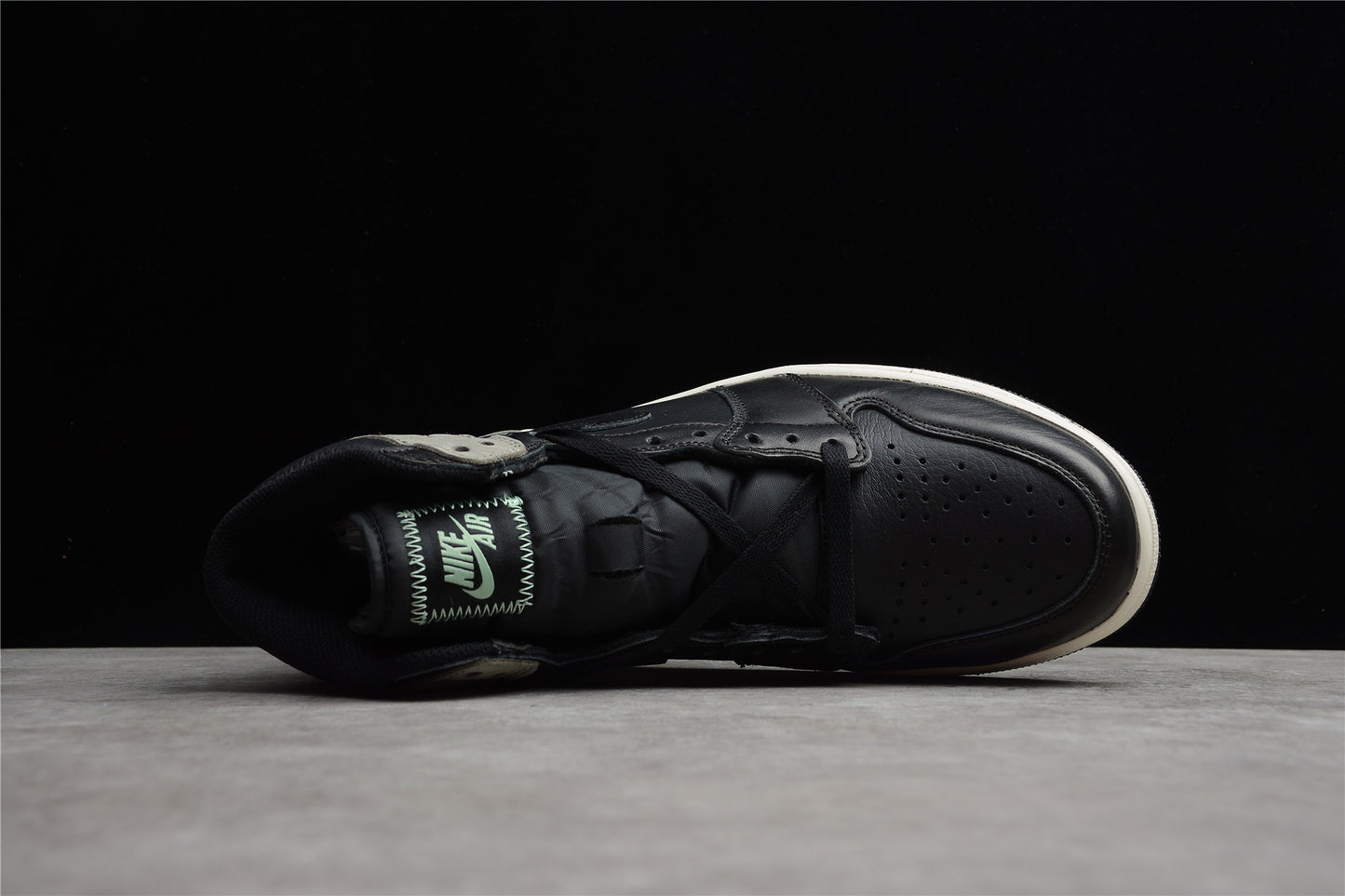 R28 Air Jordan 1 High OG “Light Army” AJ1