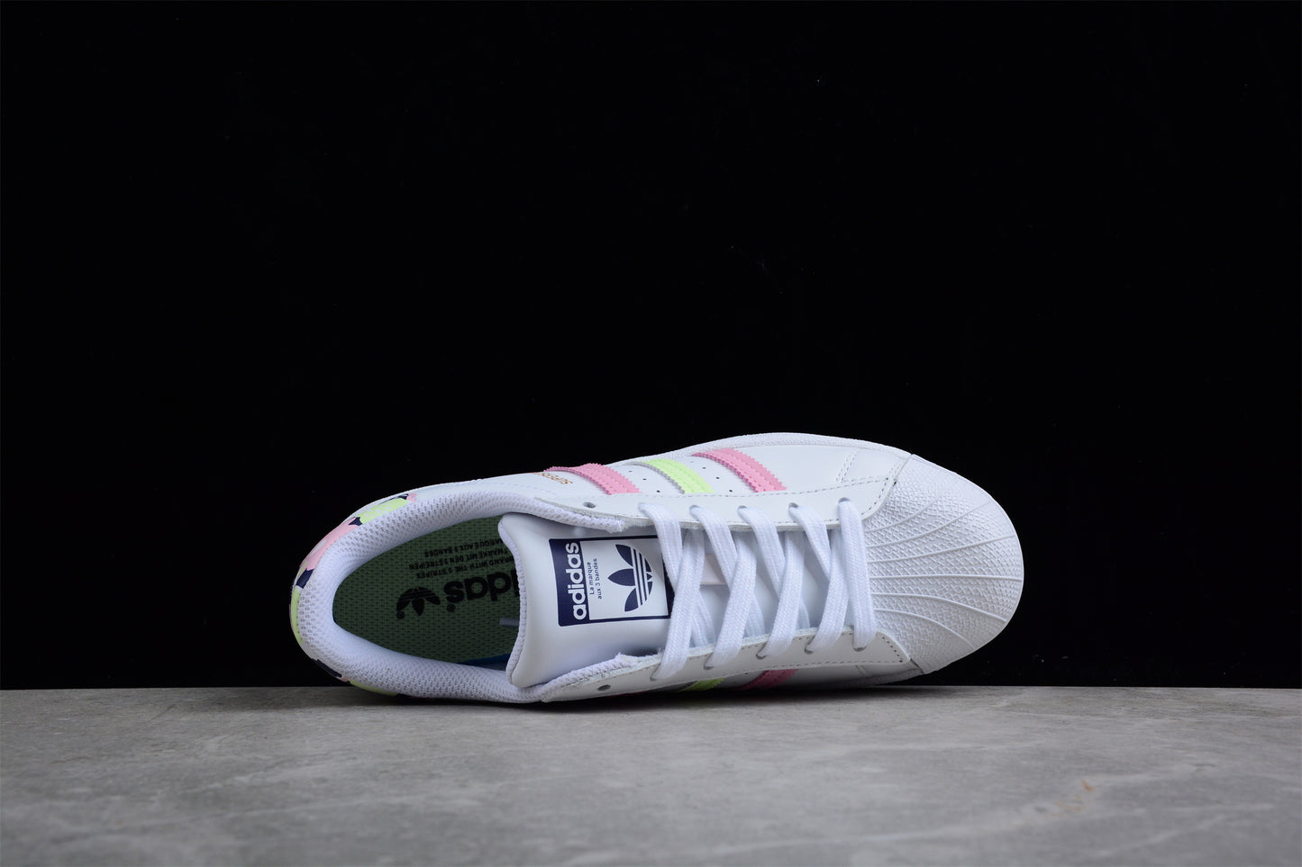 Adidas Superstar