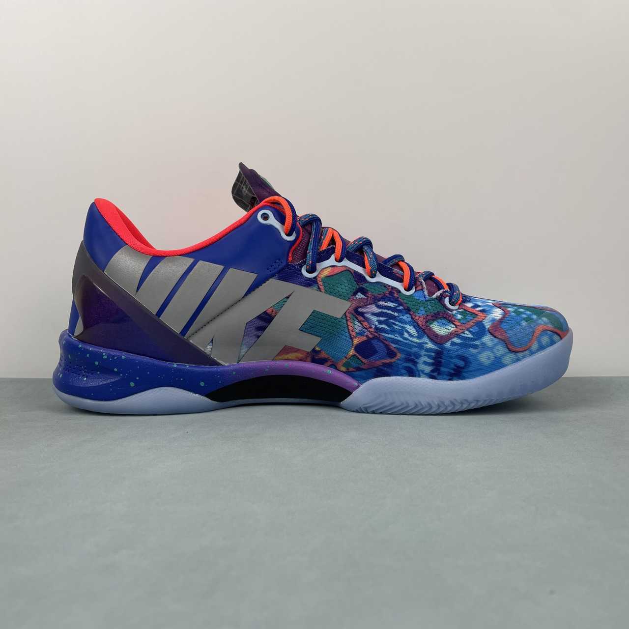 Nike Kobe VIII HM9621-900