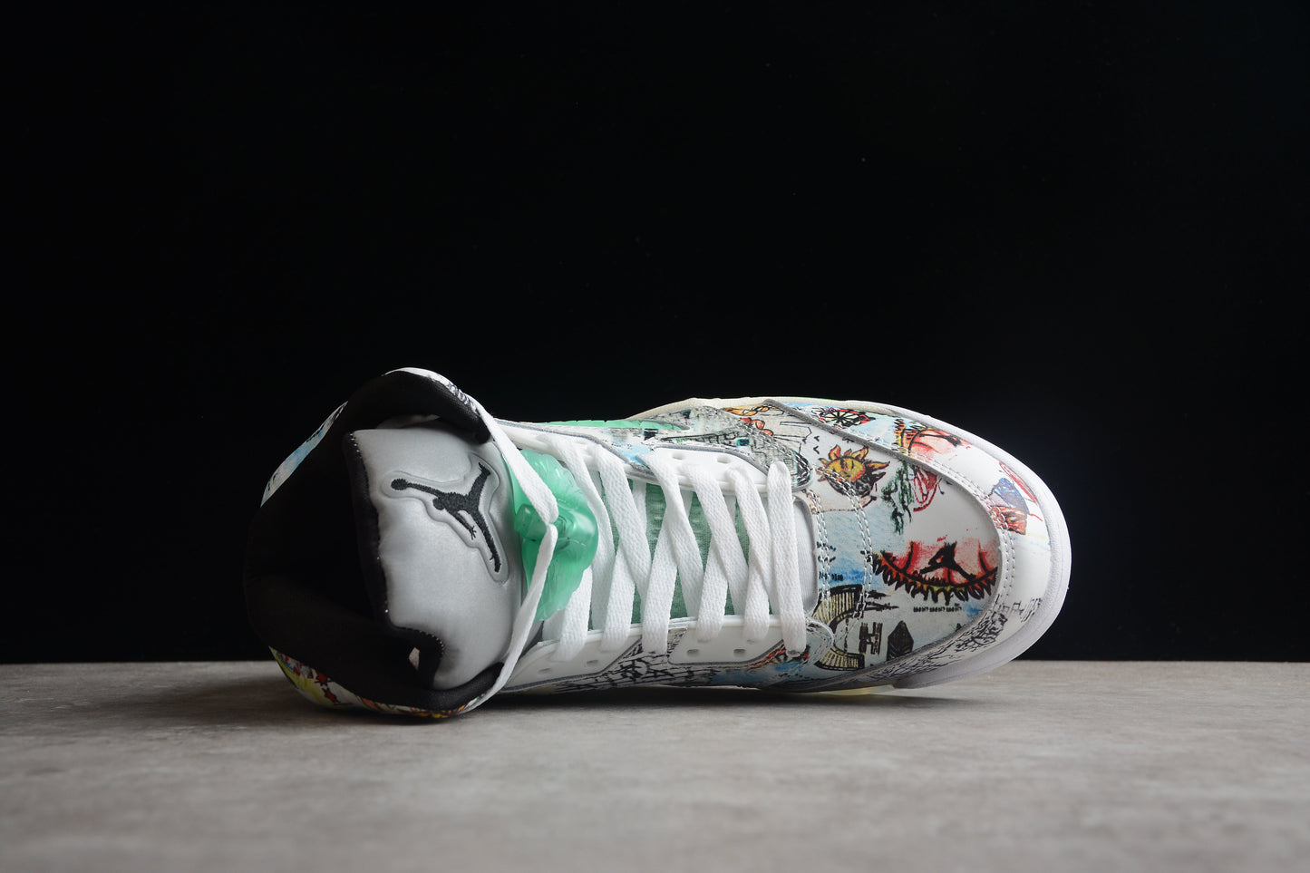 AIR JORDAN 5 "wings" AV2405-900