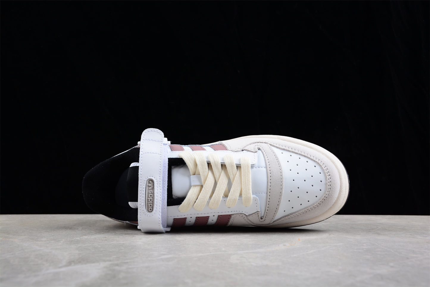 Ad Forum 84 Low GZ5046