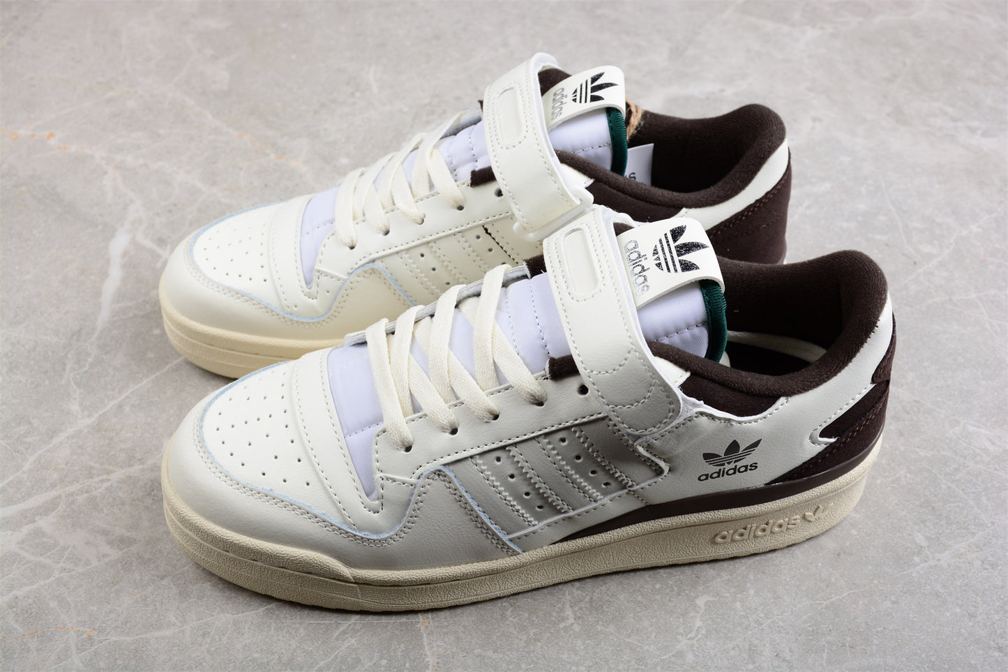 Ad Forum 84 Low GZ8959