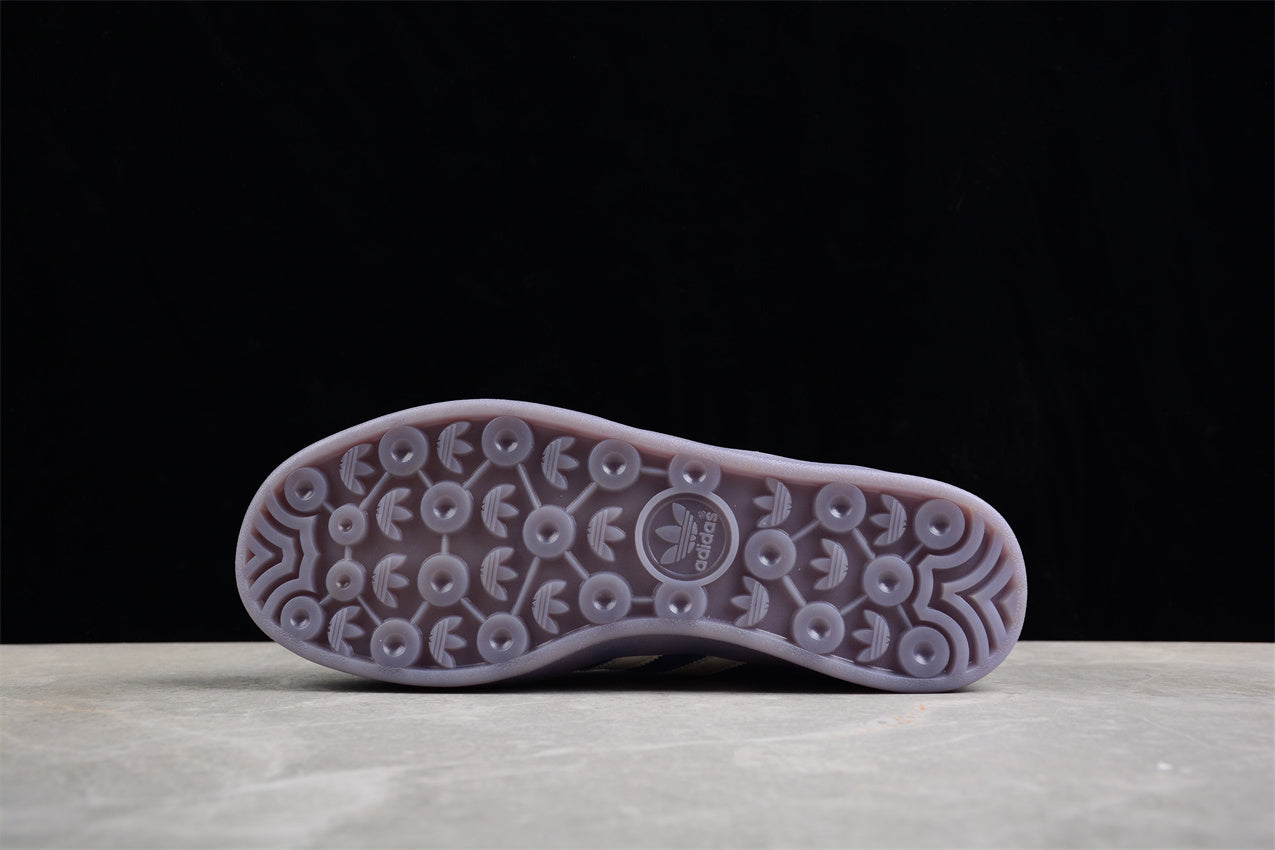 Ad Gazelle Indoor ID1008