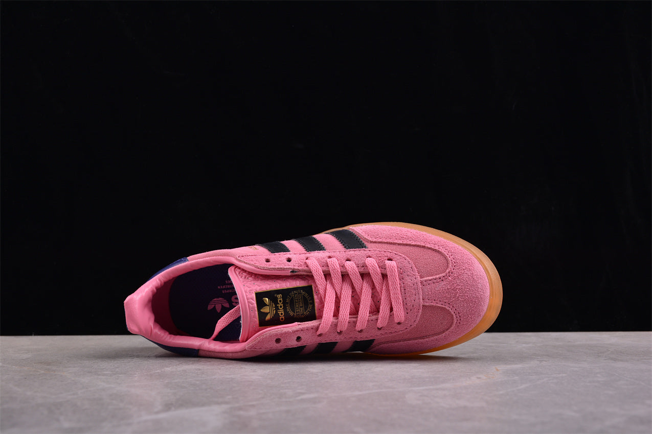 Ad Gazelle Indoor ID6964