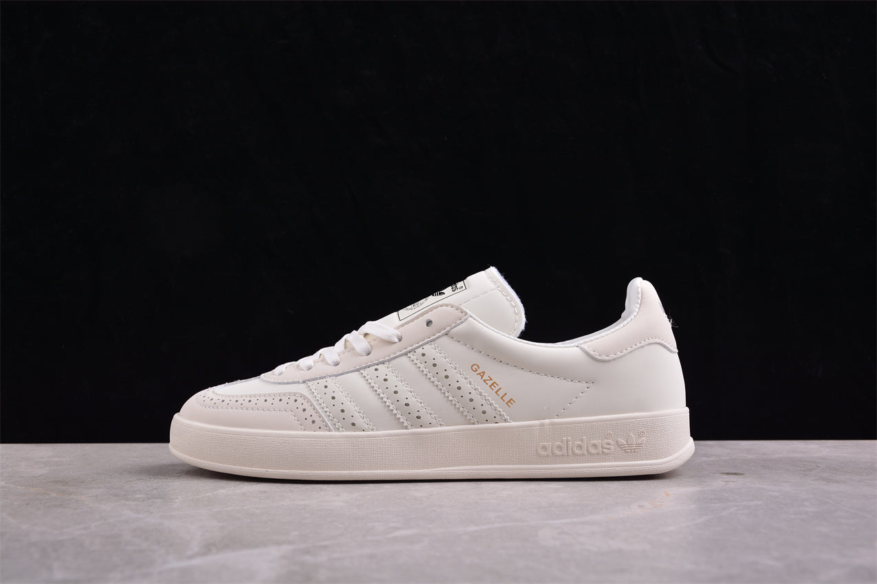 Ad Gazelle Indoor IE8407