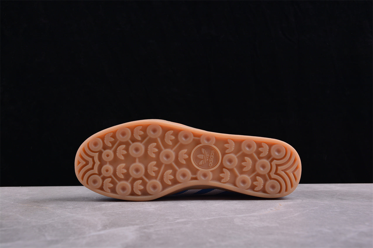 Ad Gazelle Indoor IF9643