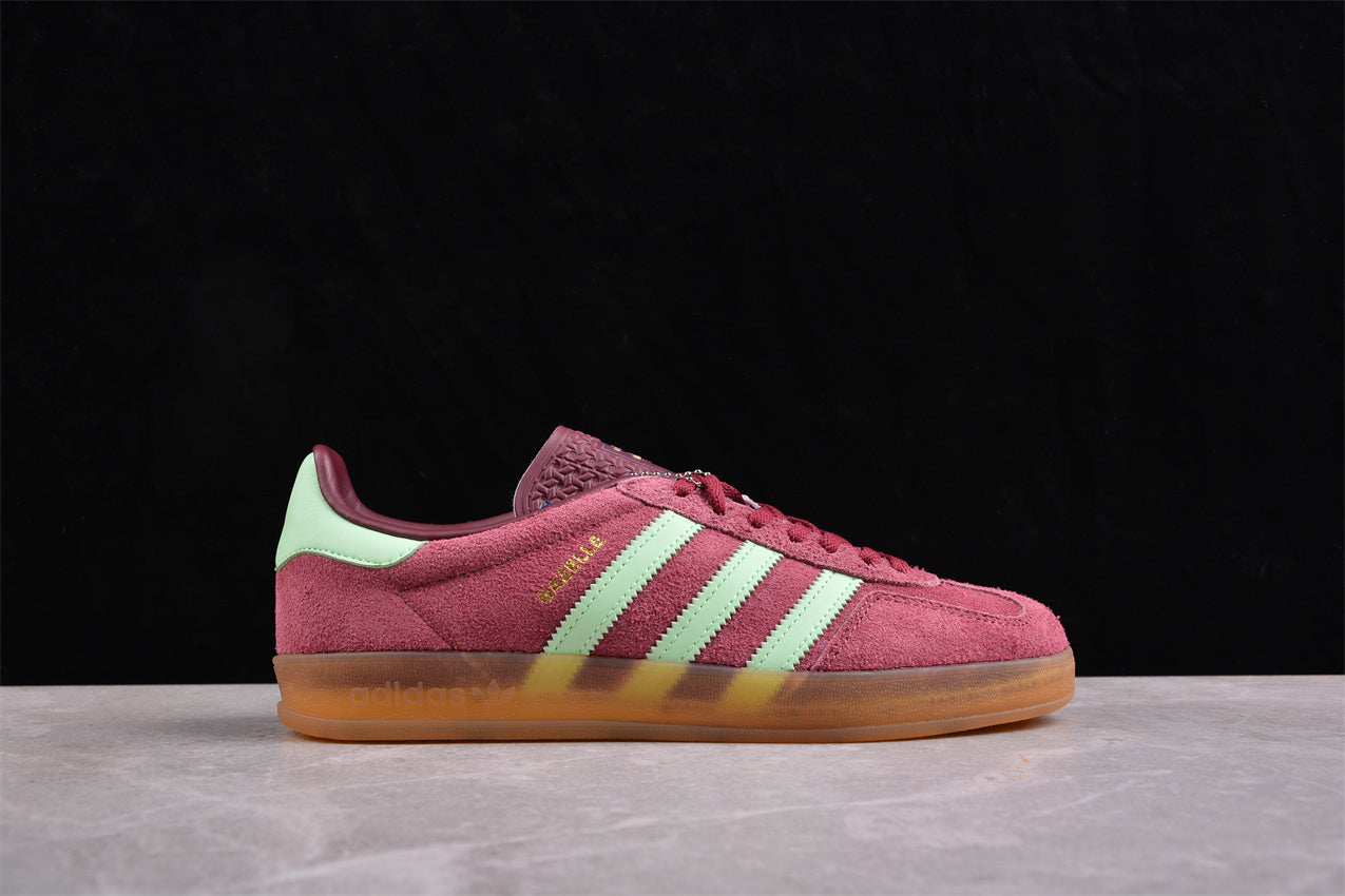 Ad Gazelle Indoor IH7487