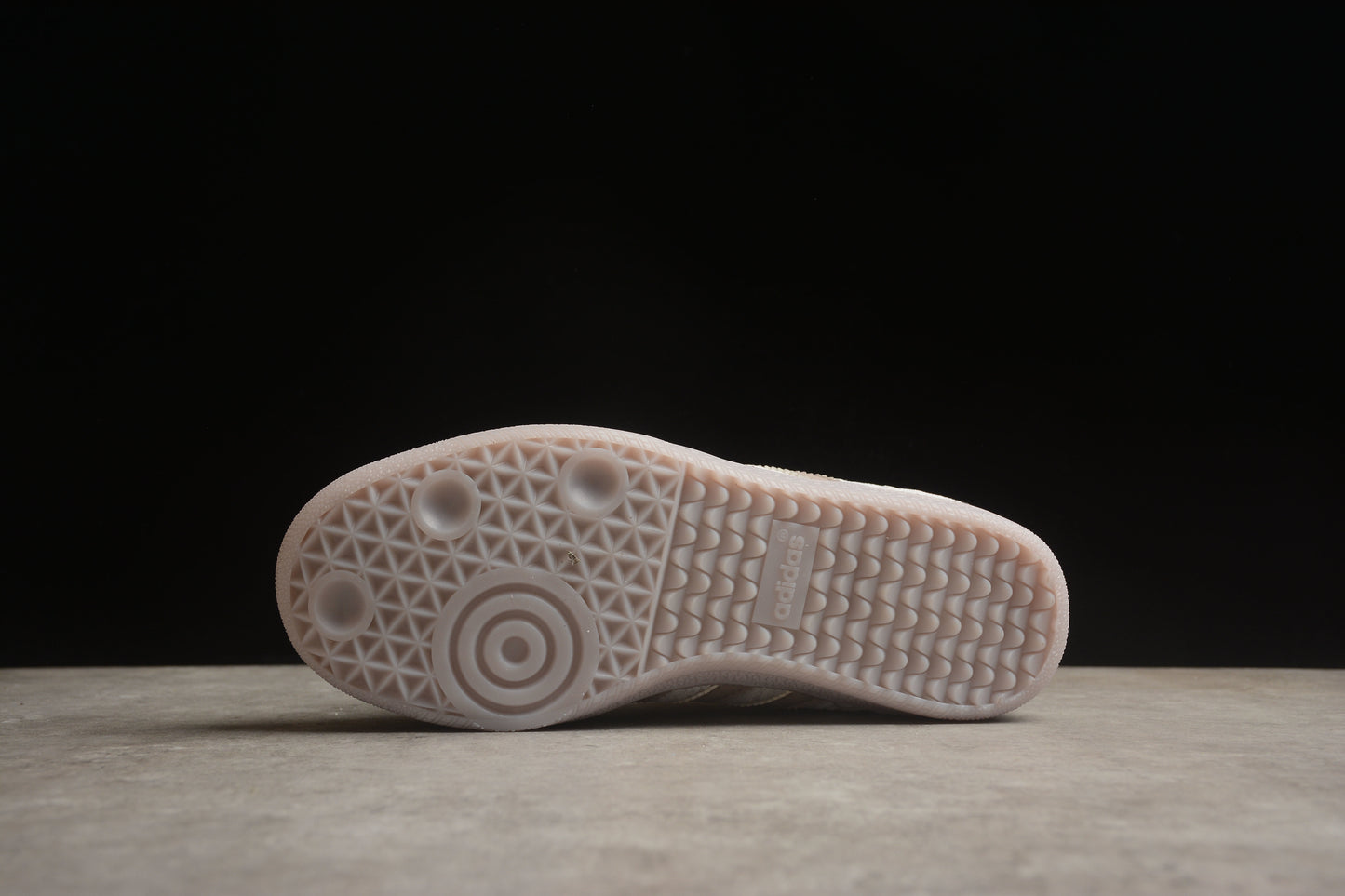 Ad Gazelle Indoor JP5674