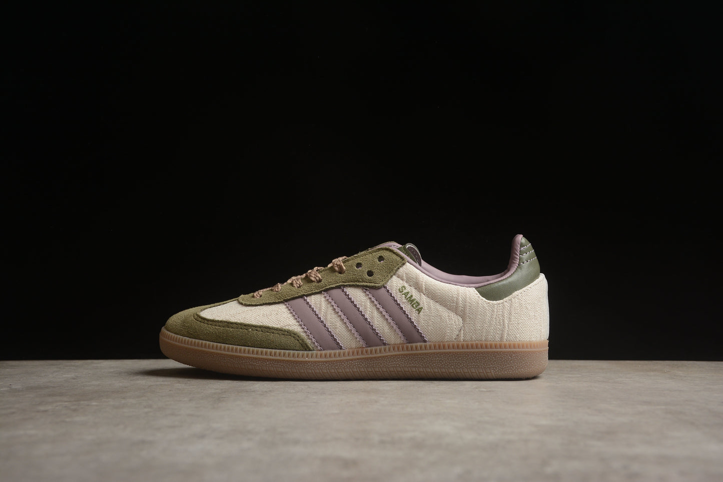 Ad Gazelle Indoor JP5675