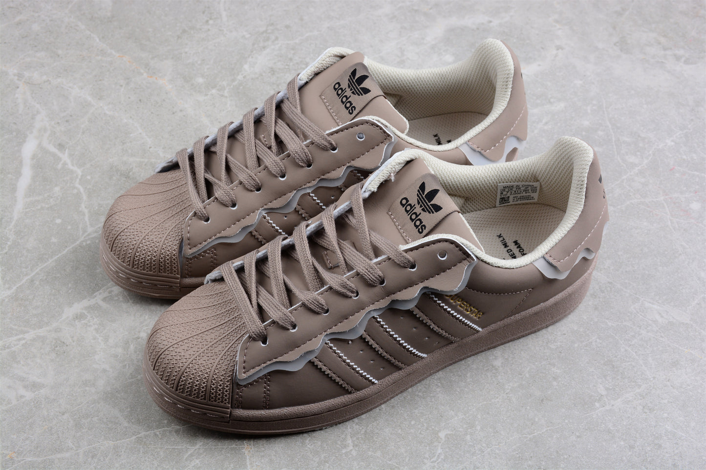Ad Originals Superstar GW4440