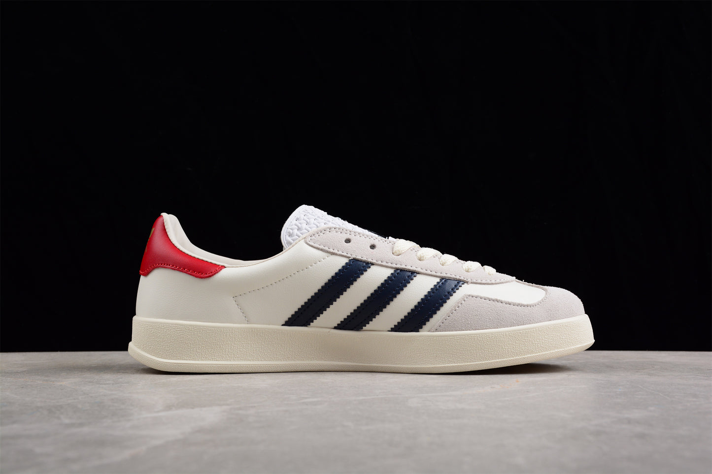 Ad Originals x Gucci Gazelle 707847