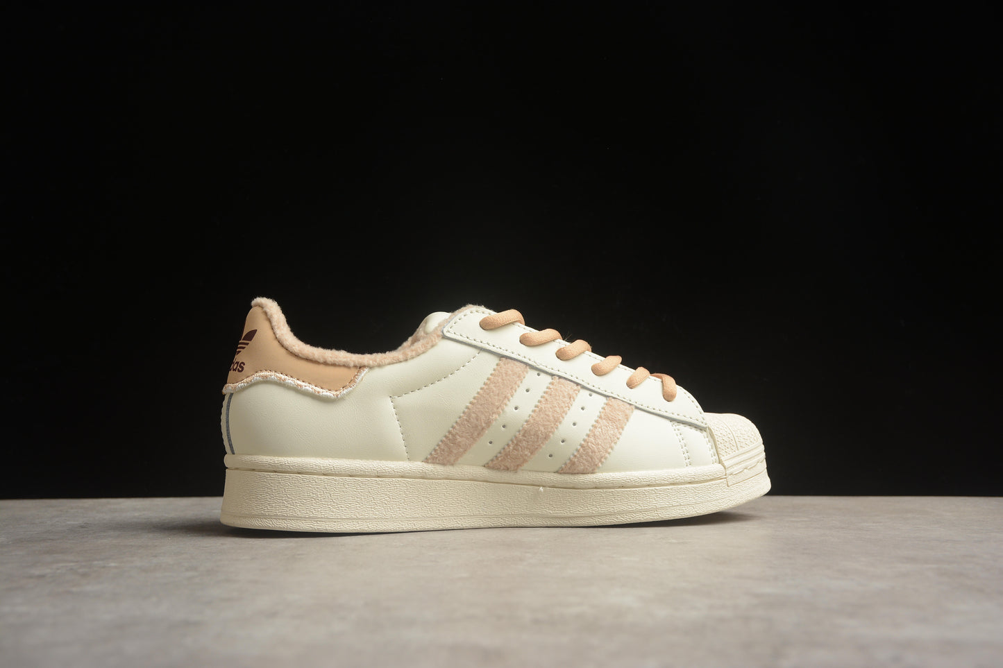 Ad Superstar GY2527