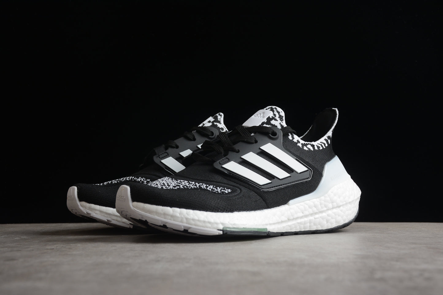Ad Ultra Boost 22 Consortium GX8019
