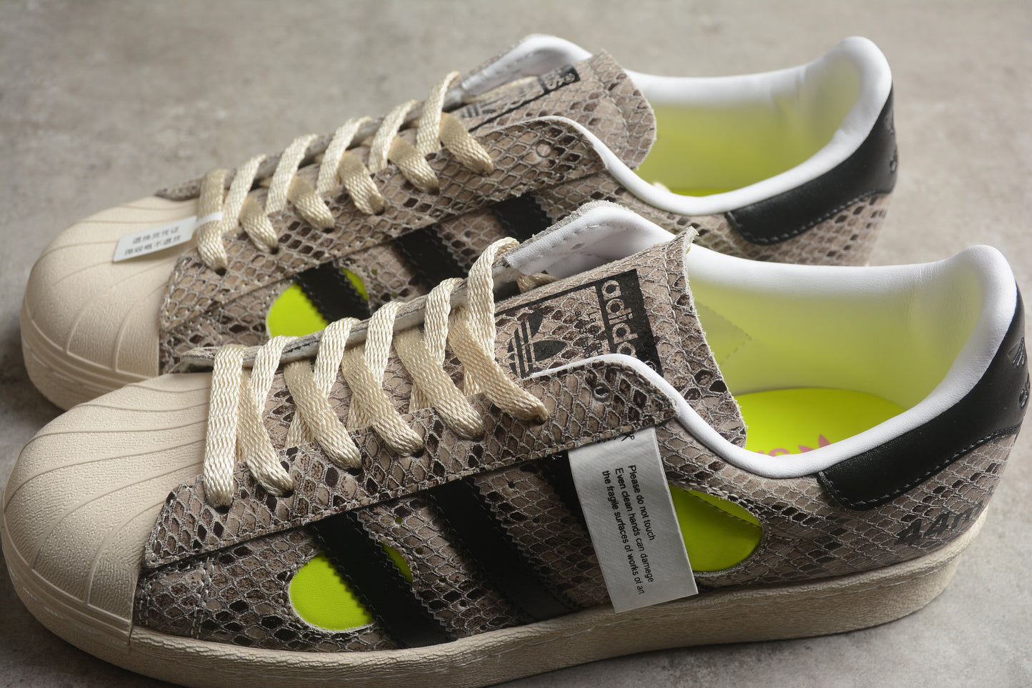 Adidas Originals Face Superstar 82 IG4124