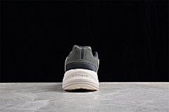 Adidas Originals Ozelia – GY250