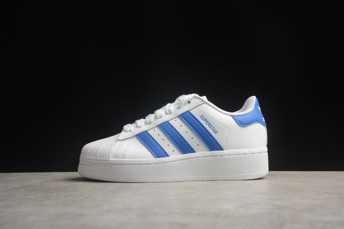 Adidas Originals Superstar XLG IF8068