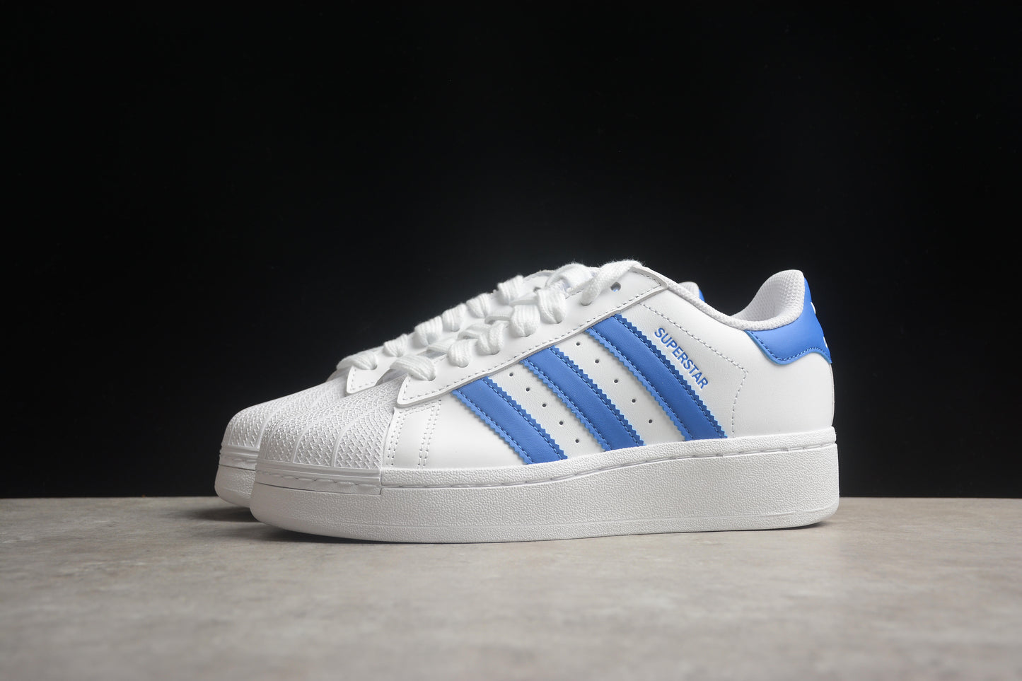Adidas Originals Superstar XLG IF8068