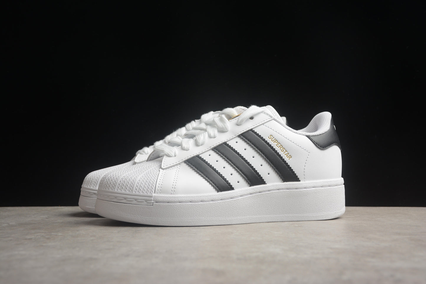 Adidas Originals Superstar XLG IF9995