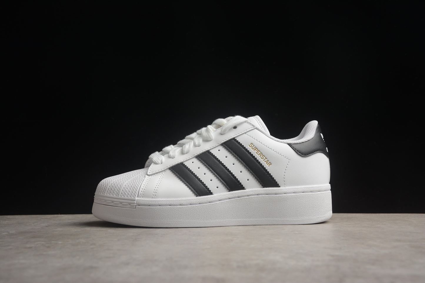 Adidas Originals Superstar XLG IF9995