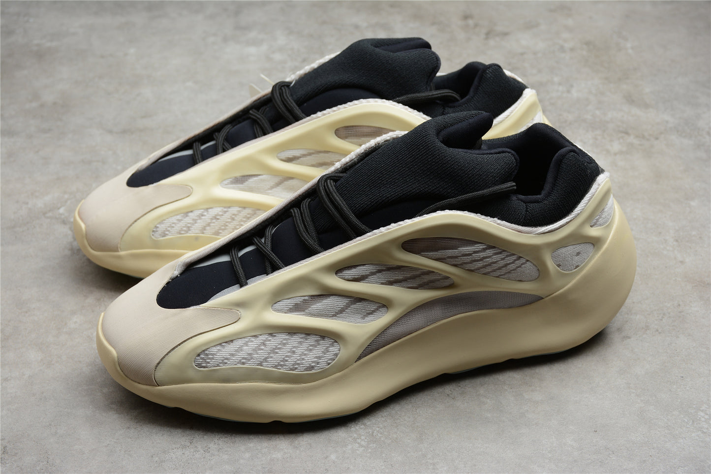 Adidas Yeezy 700 V3 For Sale
