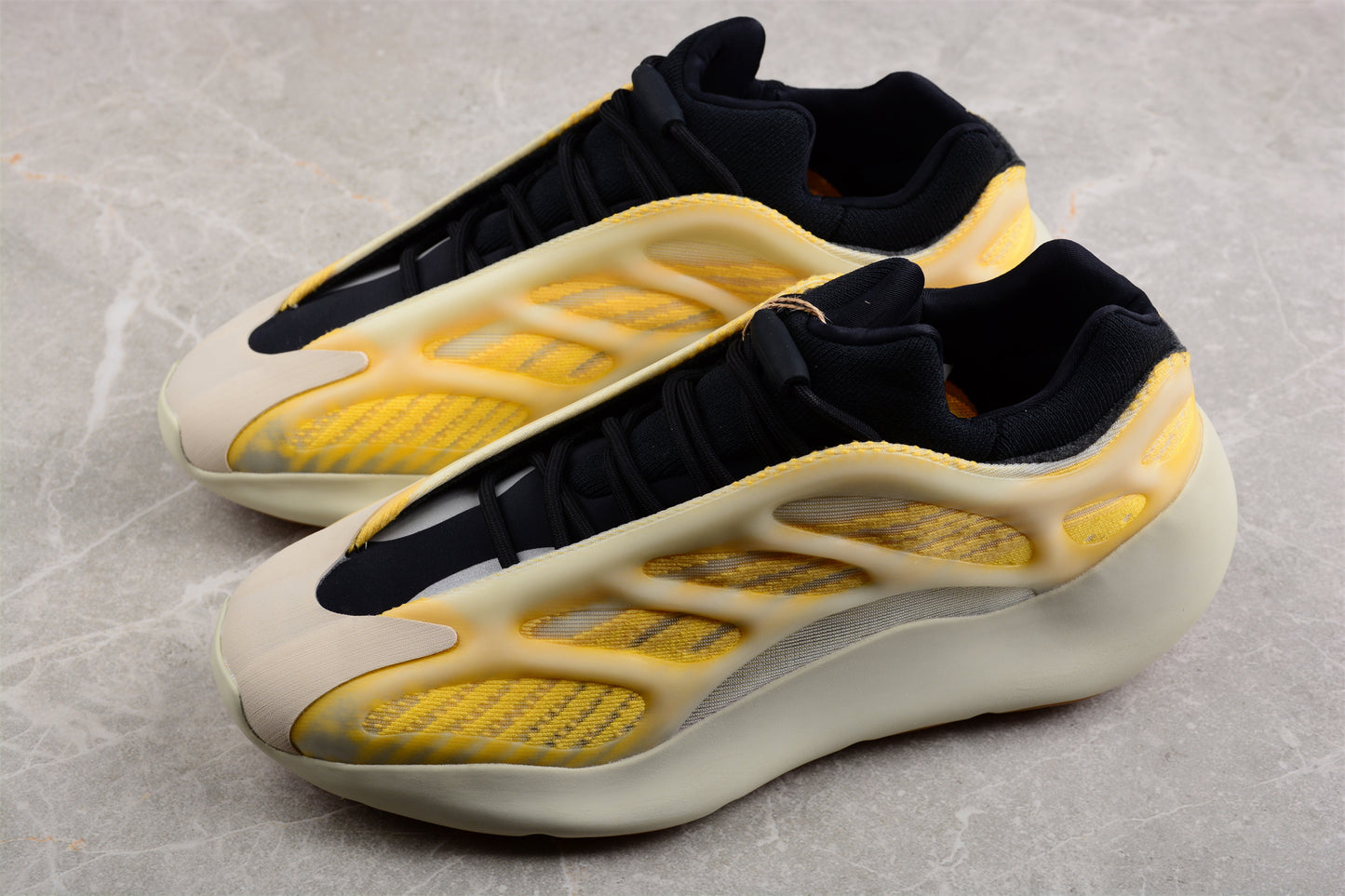 Adidas Yeezy 700 V3 Mono Safflower