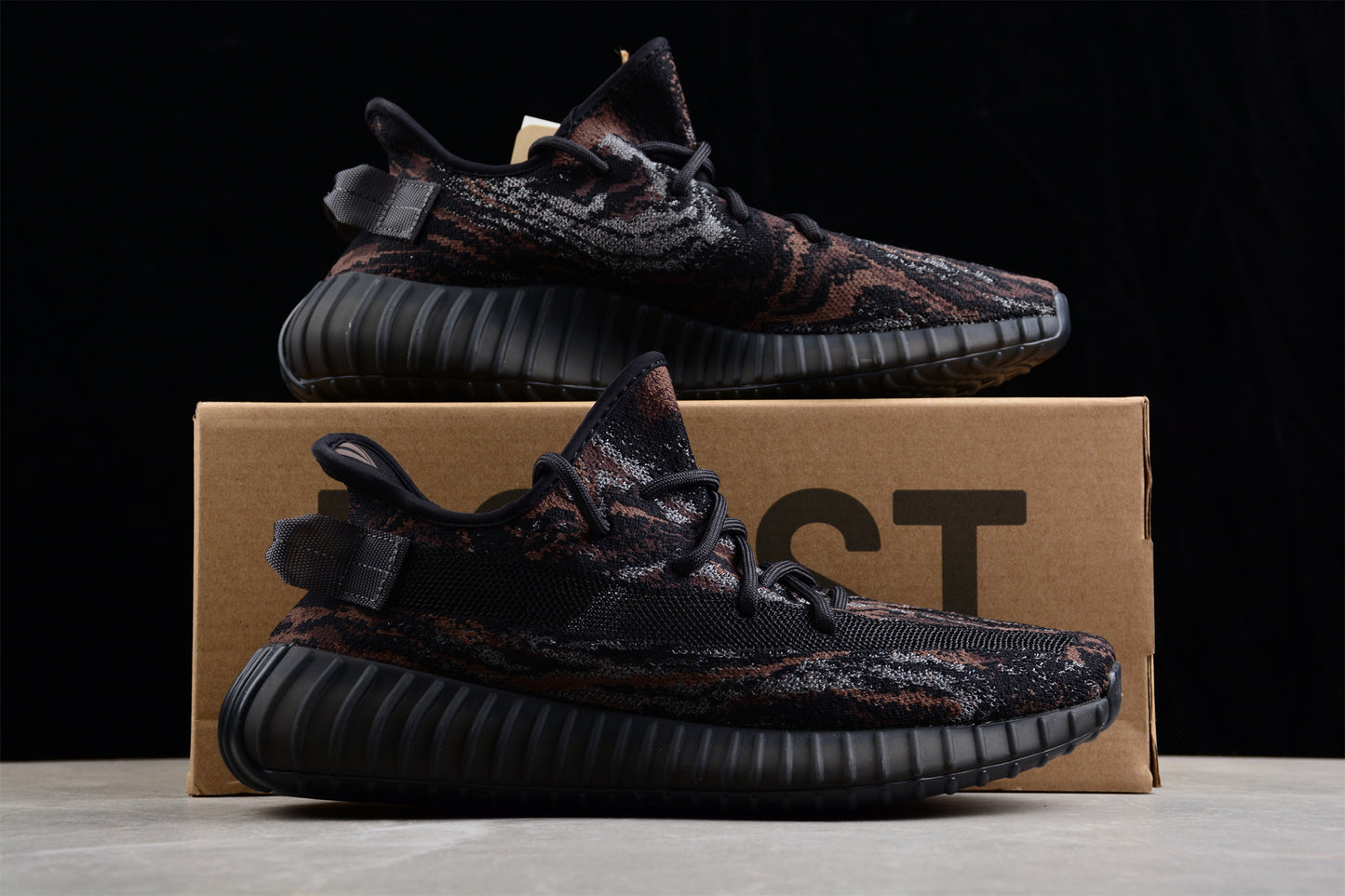 Adidas Yeezy Boost 350 V2 MX Rock GW3774