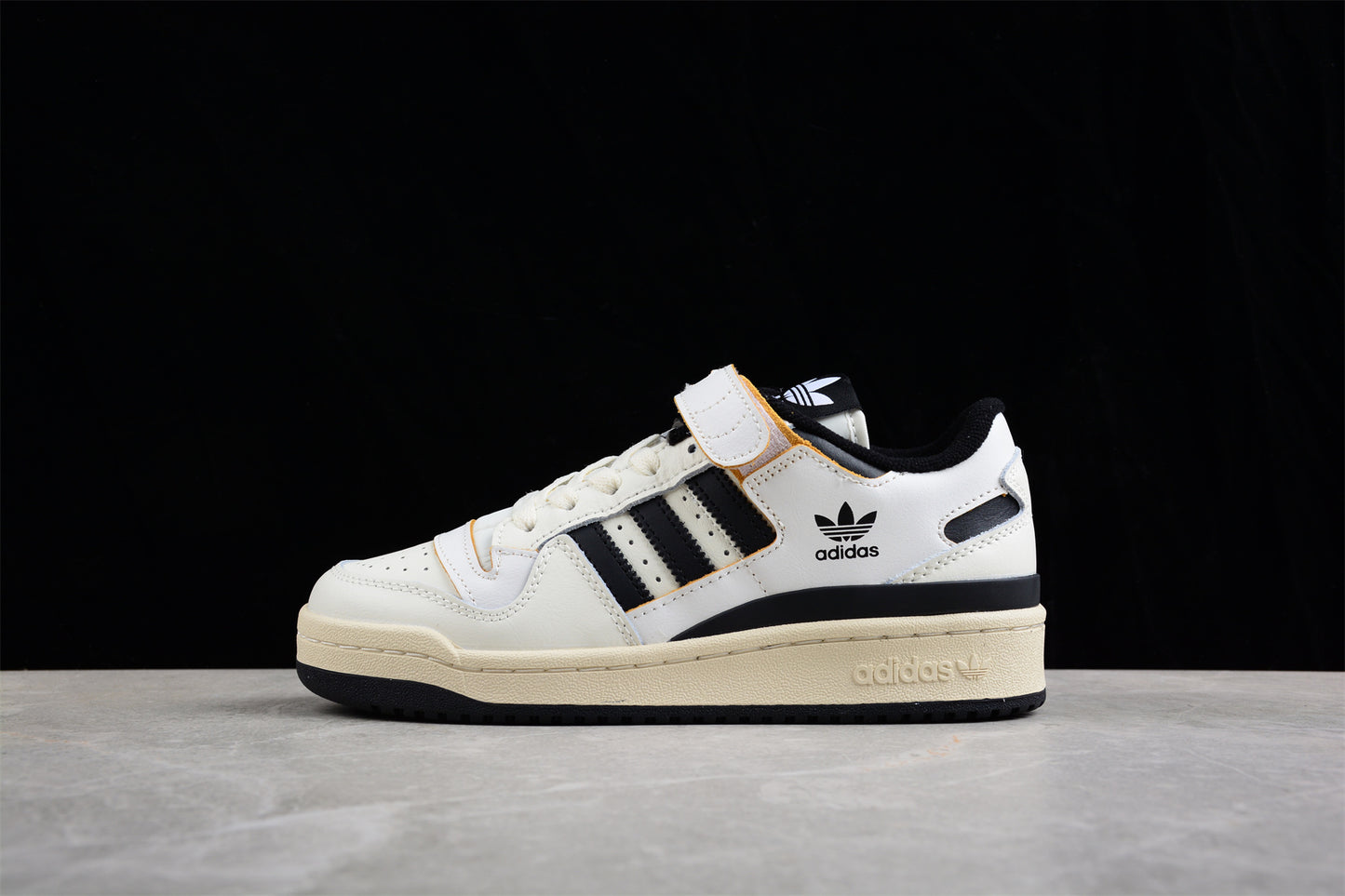 Adidas originals Forum 84 low HR2007