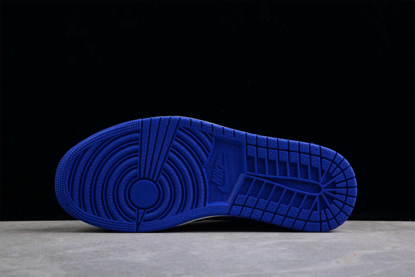 Ai Air Jordan 1 Retro High AJ1 "Hyper Royal" 555088-400