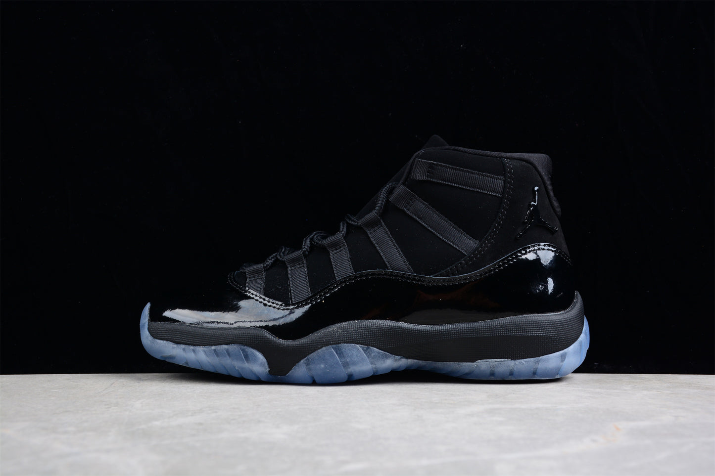 Air Jordan 11“Cap and Gown”AJ11 378037-005